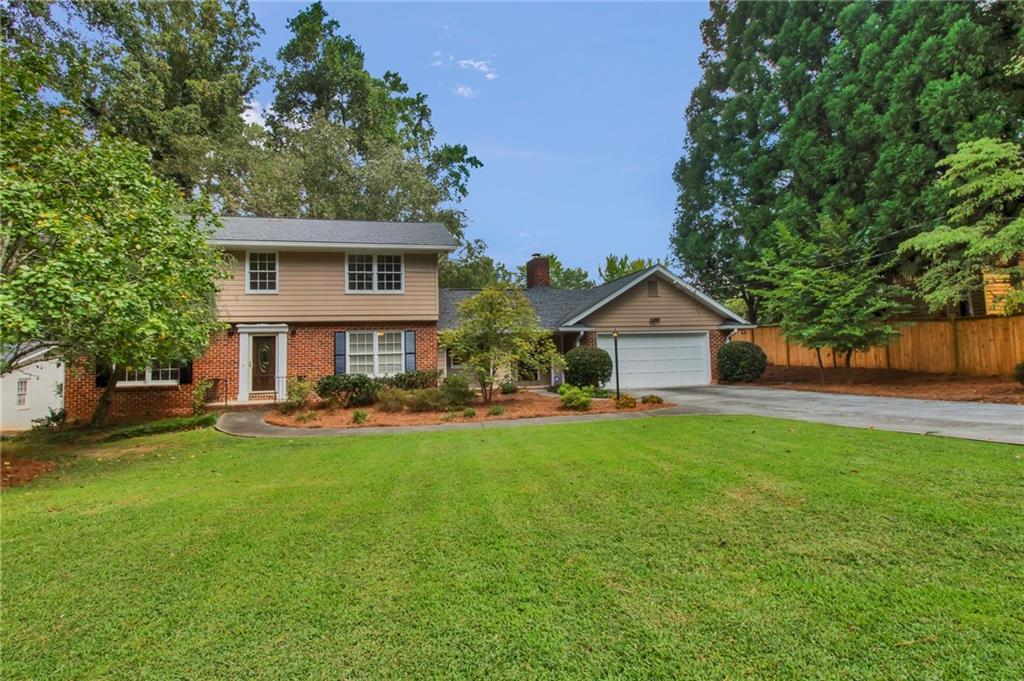 2594 W Fontainebleau Ct., Atlanta, GA 30360