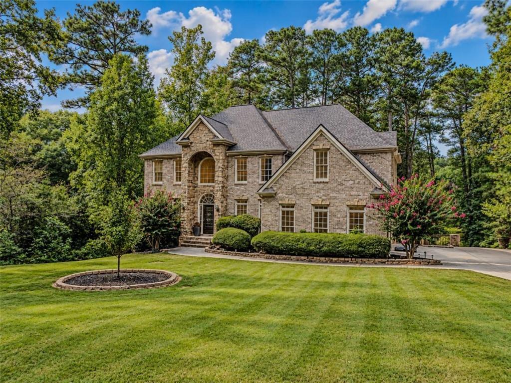 3551 Lochwolde Ln., Snellville, GA 30039