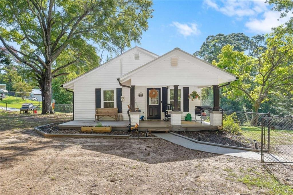 283 Easy St., Toccoa, GA 30577