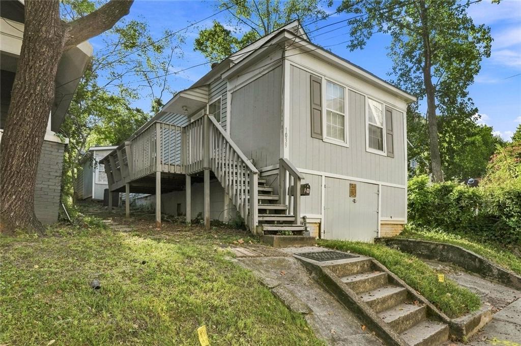 1039 Hampton St., Atlanta, GA 30318