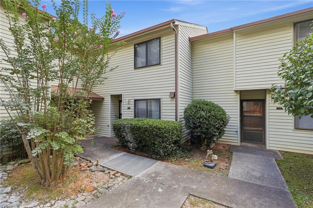 1144 Country Ct., Lawrenceville, GA 30044