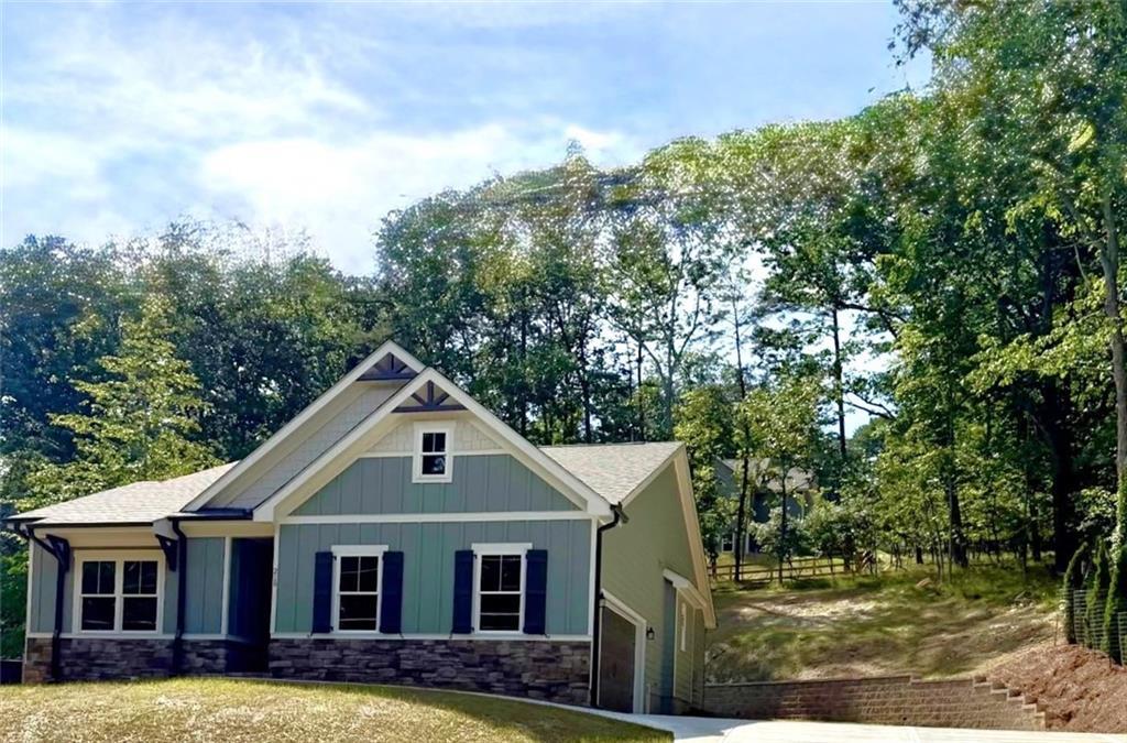 218 Chickasaw Dr., Waleska, GA 30183