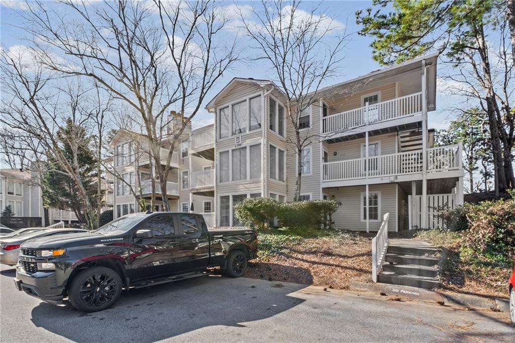 1701 Augusta Dr., Marietta, GA 30067