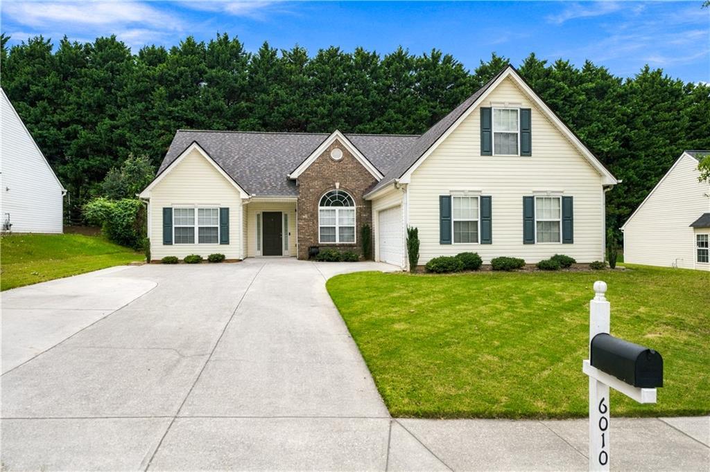 6010 Ambercrest Ct., Buford, GA 30518