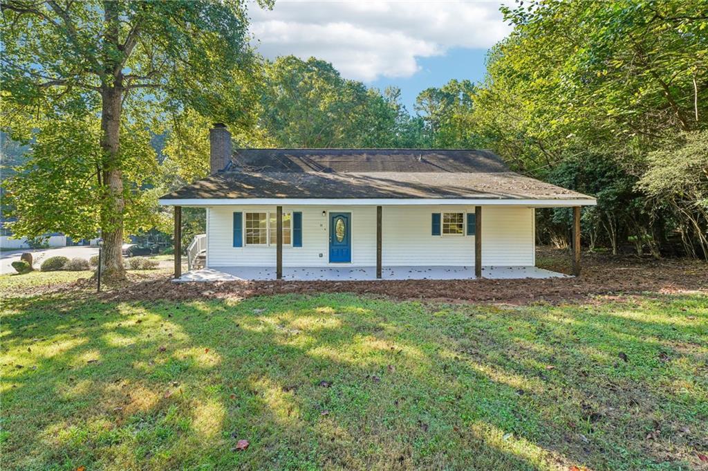 22 Oak Cir., Dallas, GA 30157