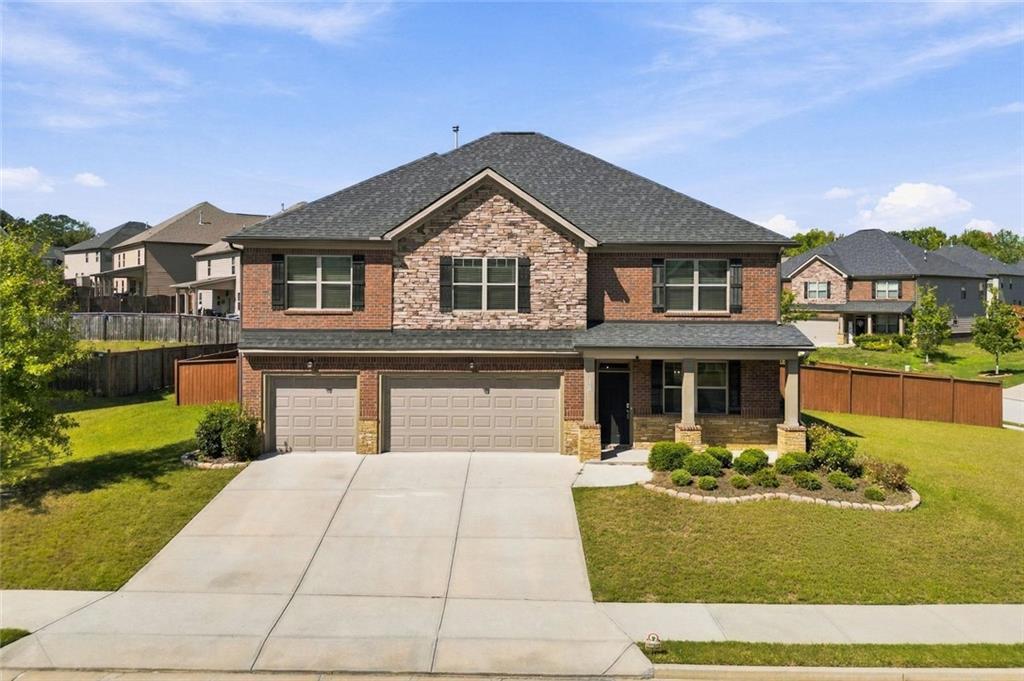 328 Azalea Bloom Dr., Loganville, GA 30052