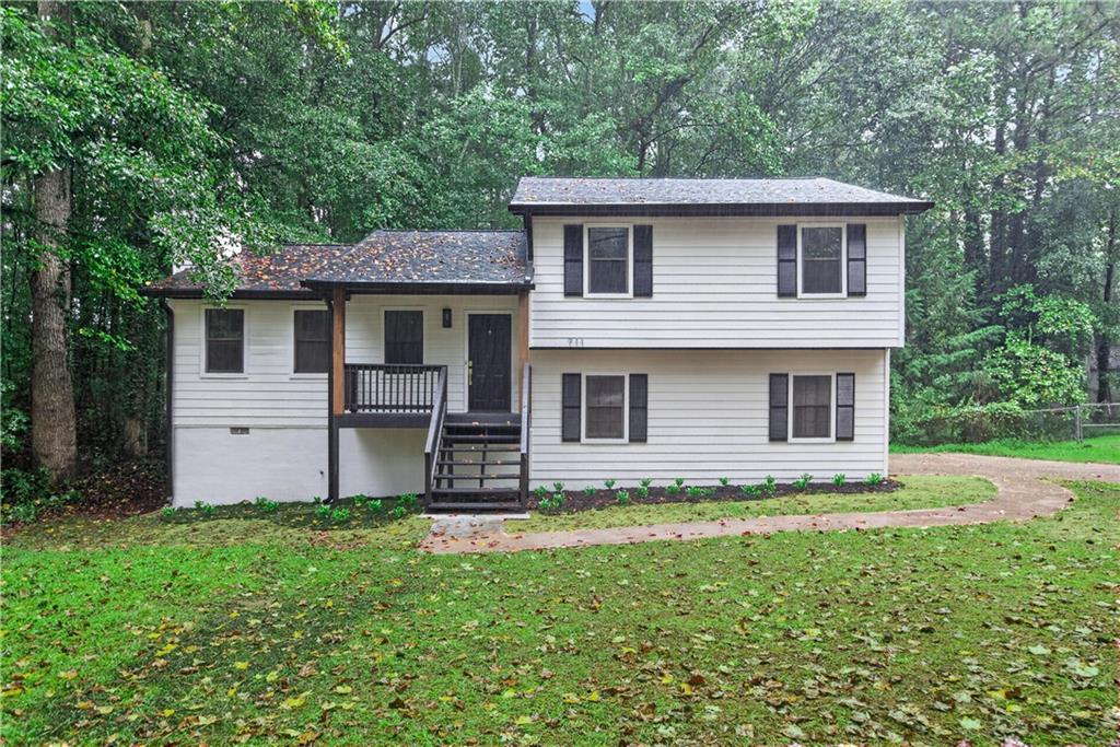 711 Mary Erna Dr., Fairburn, GA 30213