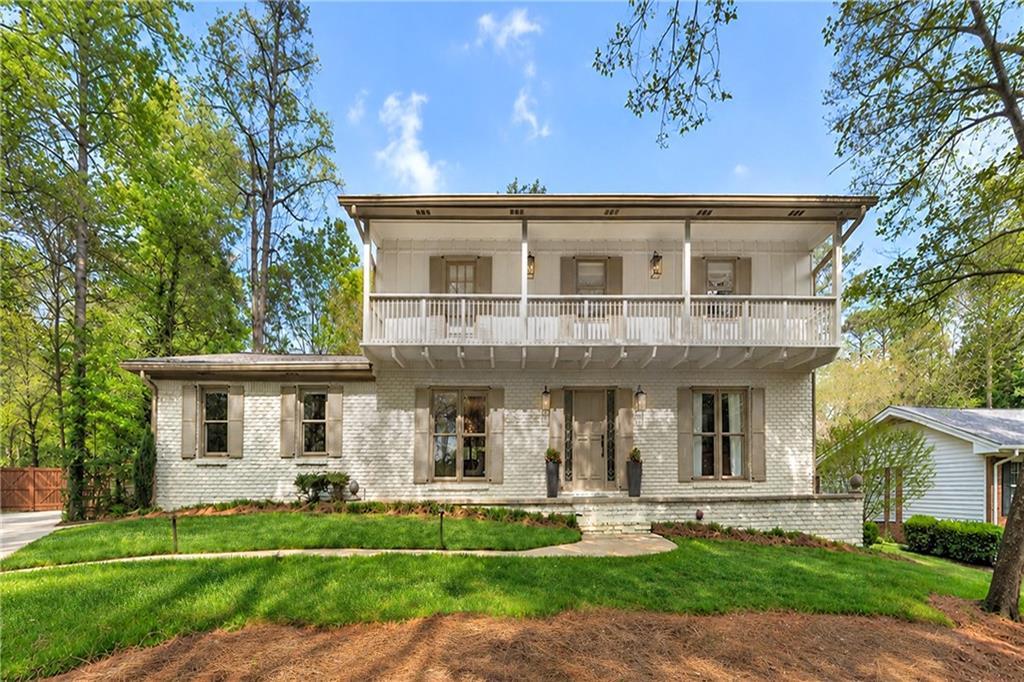 9875 La View Cir., Roswell, GA 30075