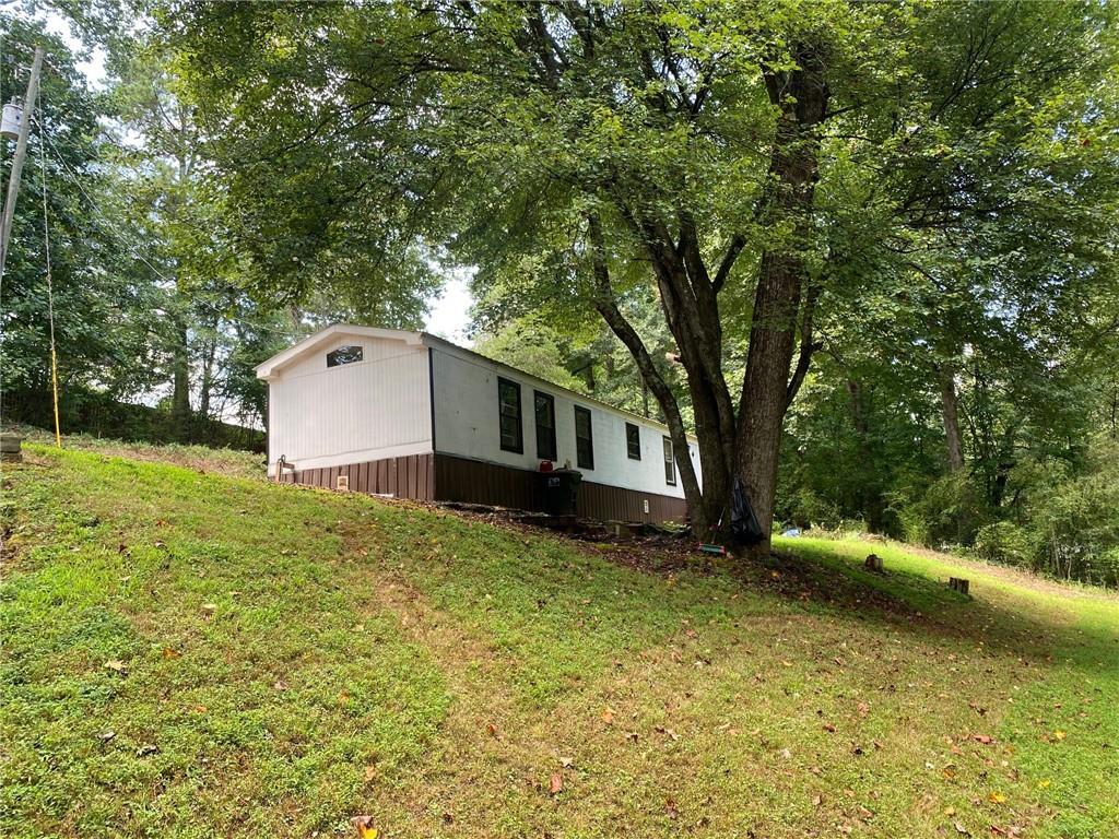5620 Betty Ln., Dawsonville, GA 30534