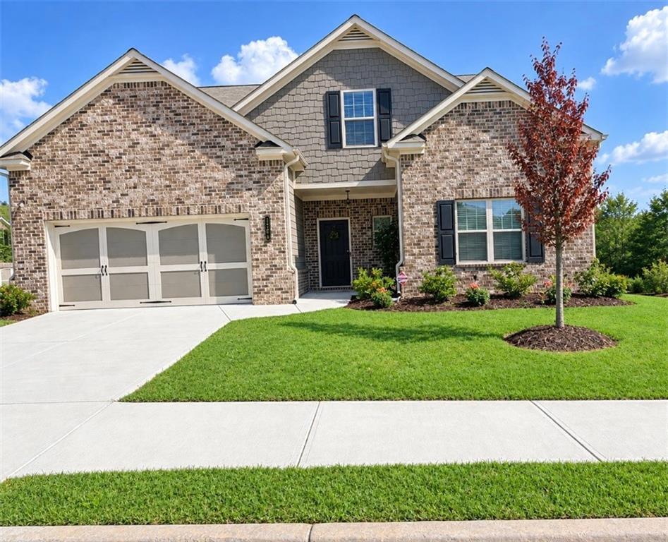 1104 Kingston Hill Dr., Loganville, GA 30052