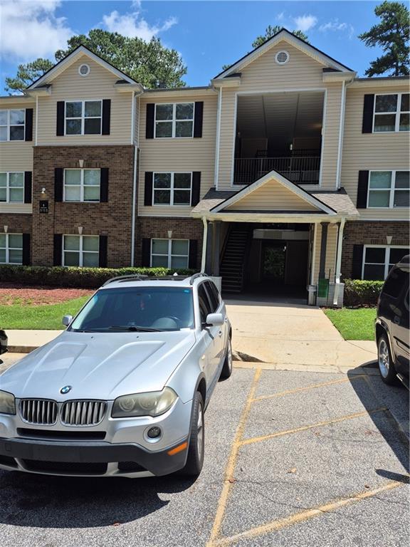 1301 Fairington Village Dr., Lithonia, GA 30038