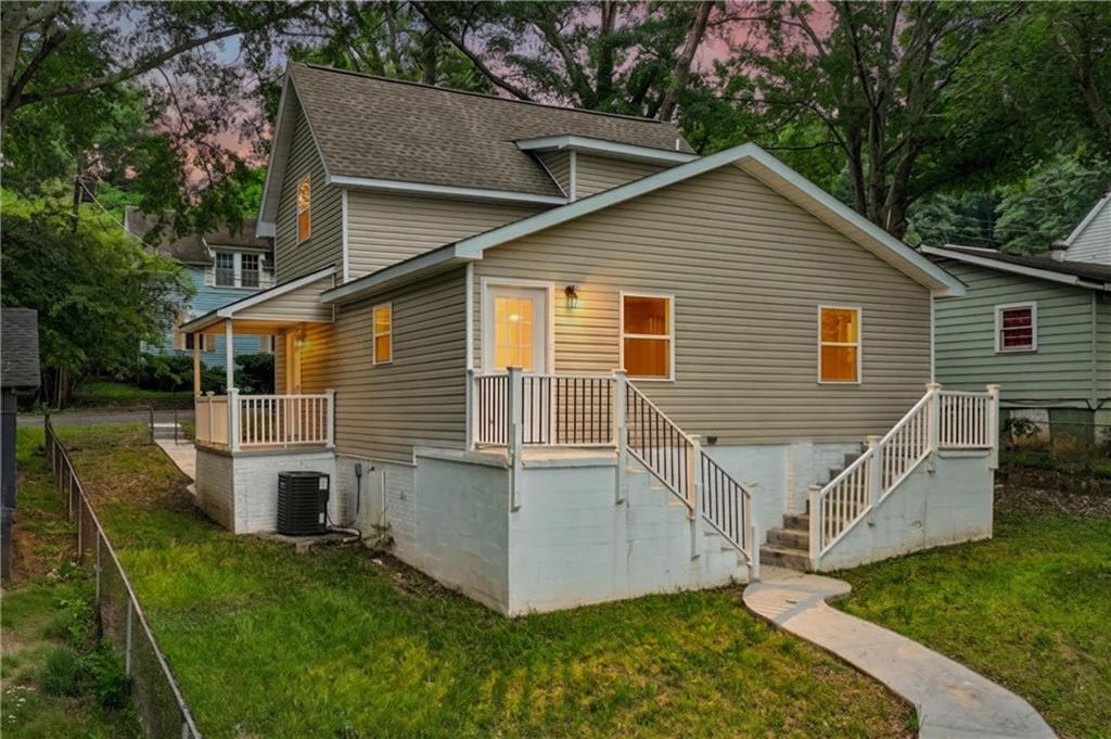 13 Hillside Ave., Lindale, GA 30161