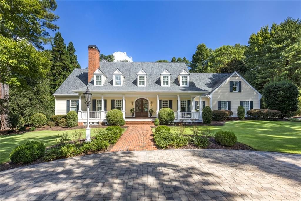 575 Old Cobblestone Drive, Atlanta, GA 30350