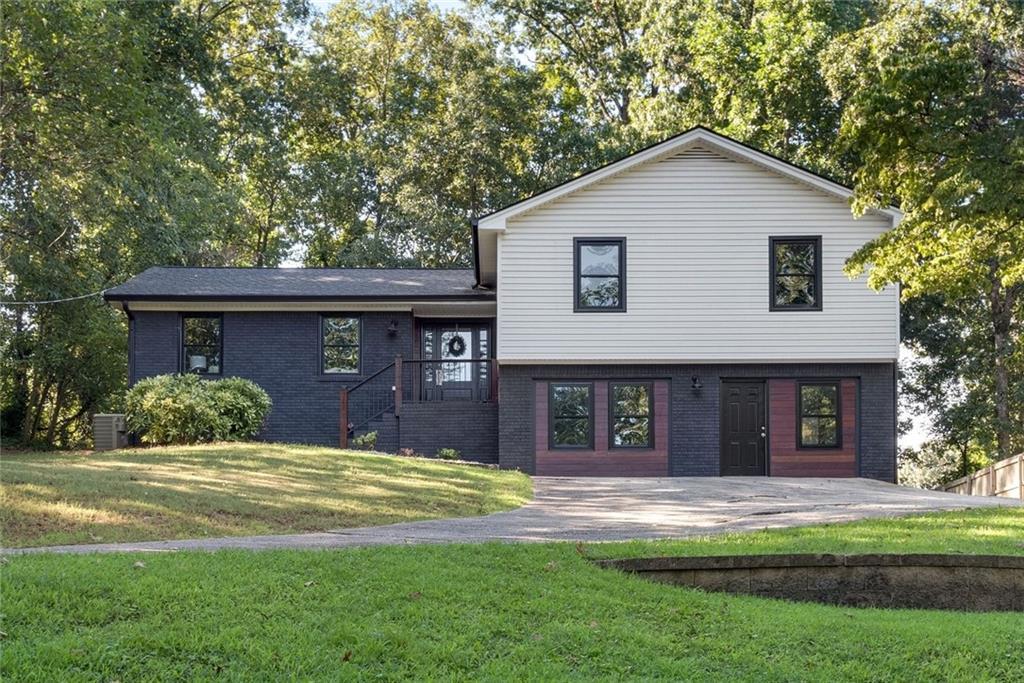 706 Ketchem Dr., Marietta, GA 30066