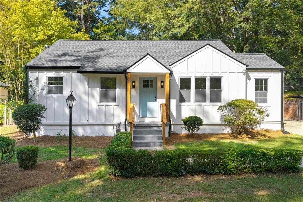 1105 Edgefield Dr., Atlanta, GA 30310