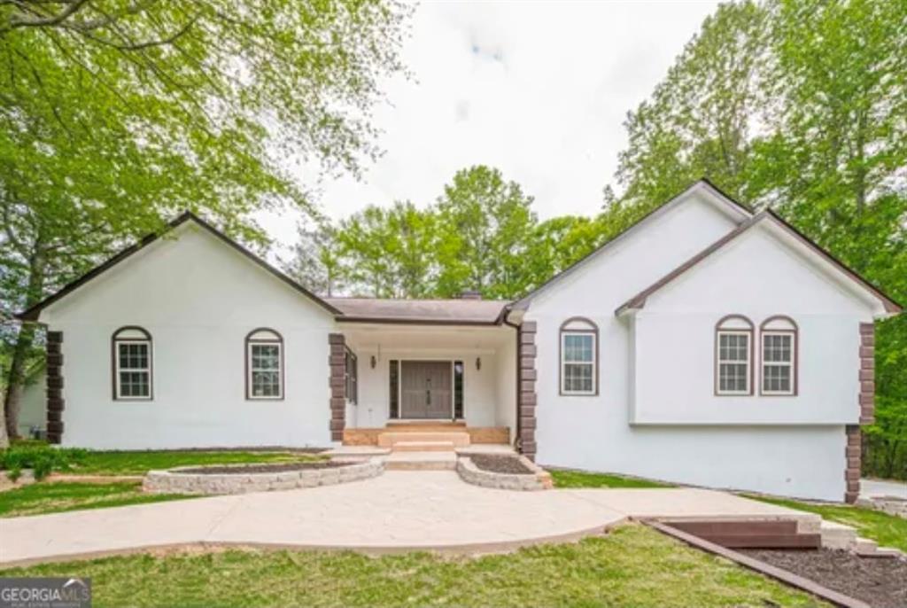 3731 Spring Leaf Ln., Acworth, GA 30101