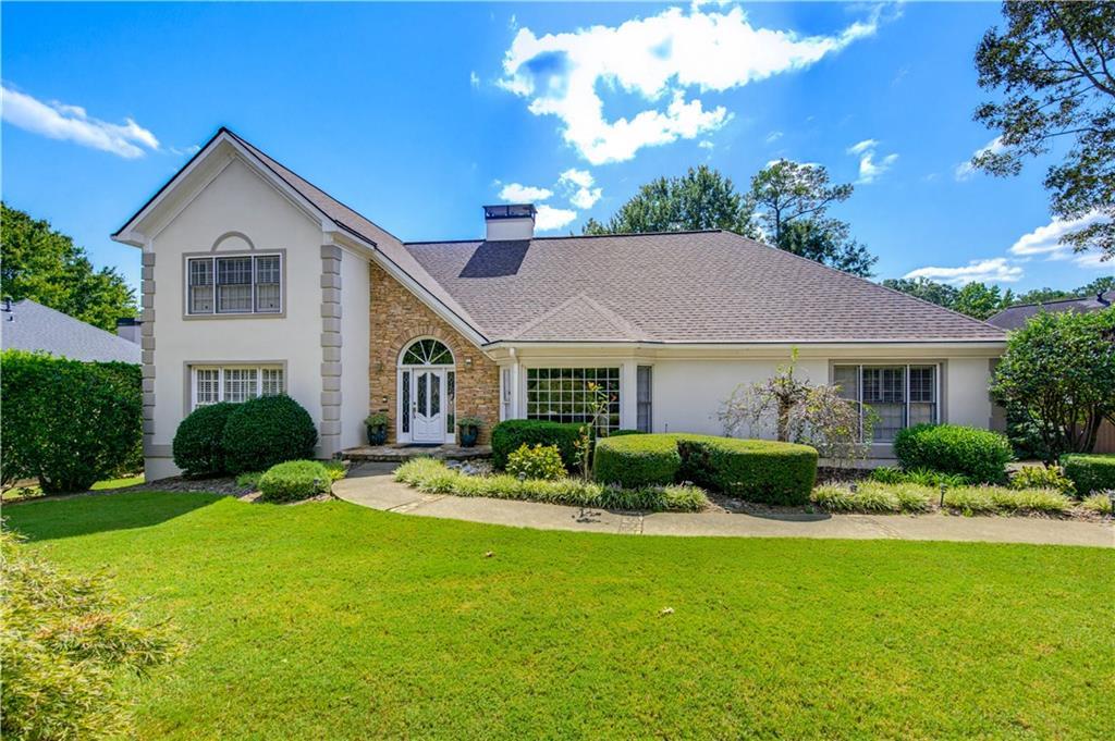 1001 Ashebrooke Ct., Marietta, GA 30068