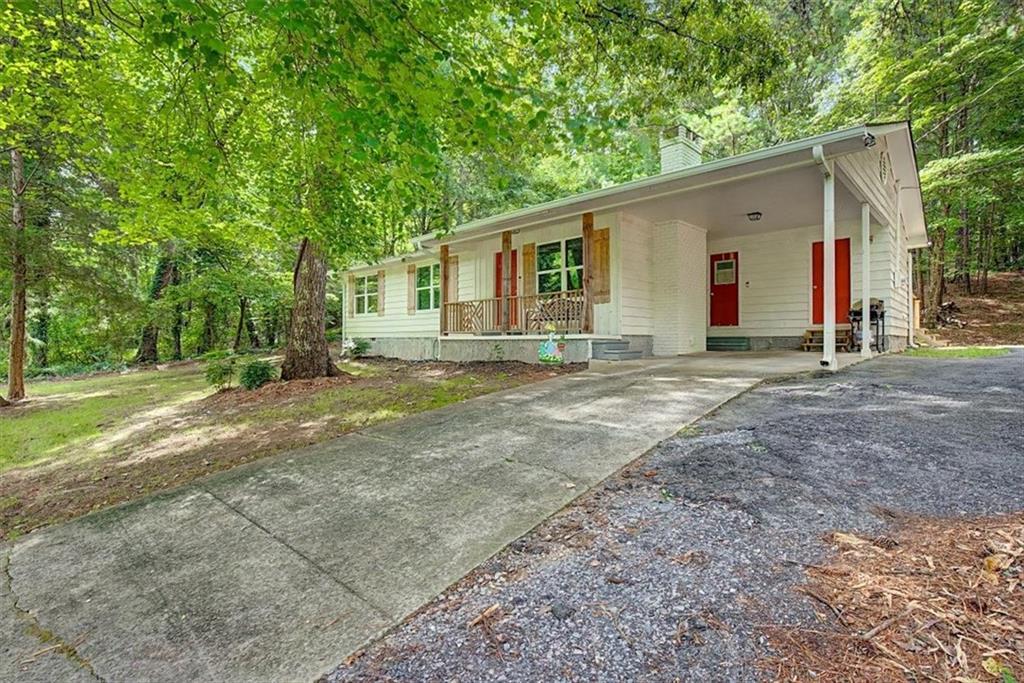 147 Reynolds Bridge Rd., Kingston, GA 30145