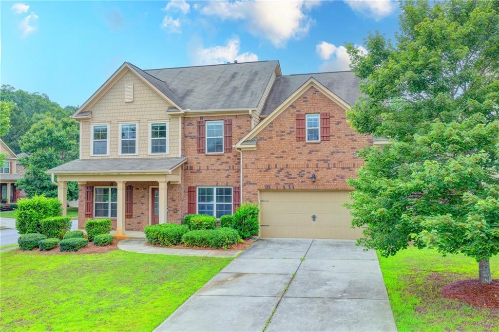 4228 Woods Creek Ln., Suwanee, GA 30024
