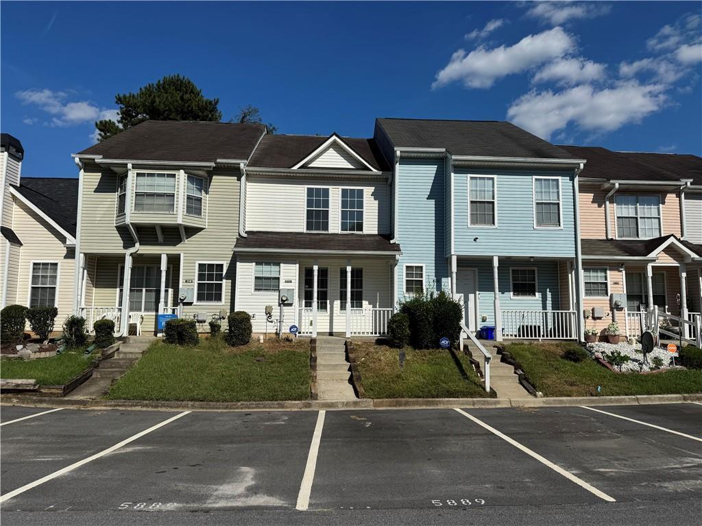 5889 Trent Walk Dr., Lithonia, GA 30038