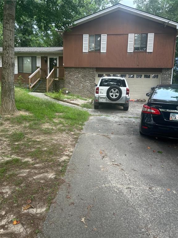 2140 Lost Forest Ln., Conyers, GA 30094