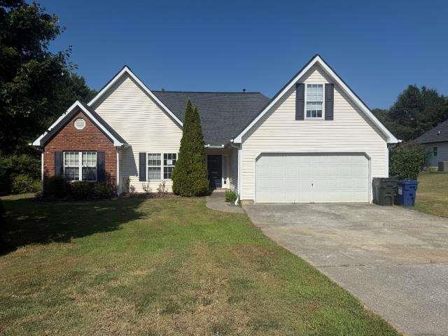 3450 Weeping Willow Ln., Loganville, GA 30052