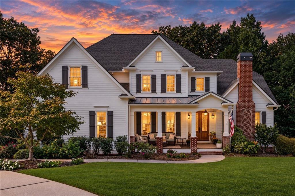 5015 Rockingham Dr., Roswell, GA 30075