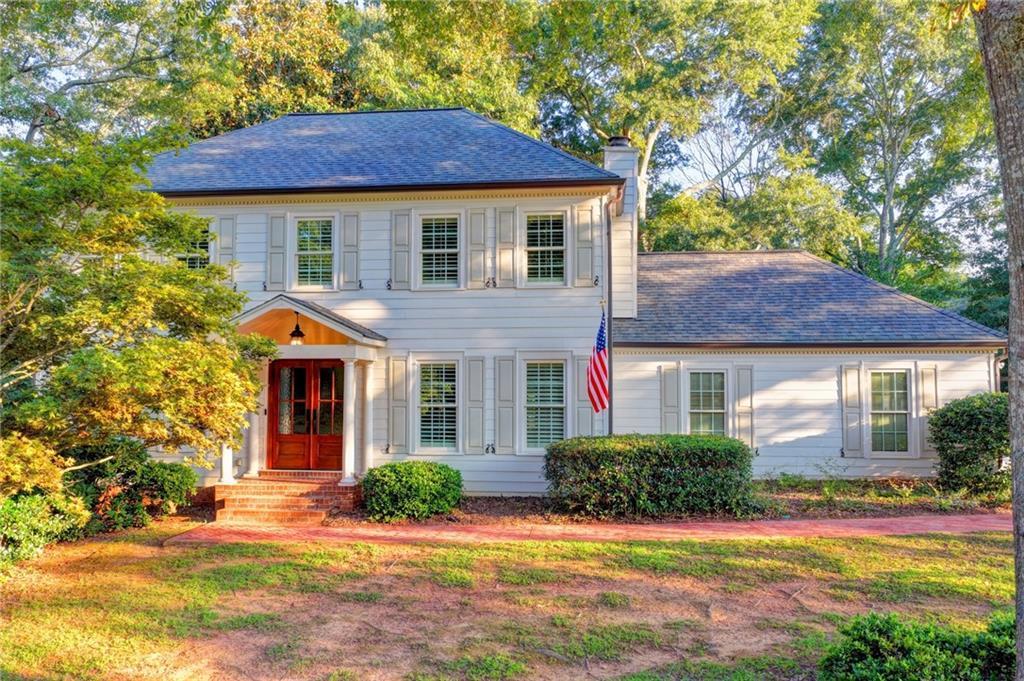 3852 Ivey Ln., Lilburn, GA 30047