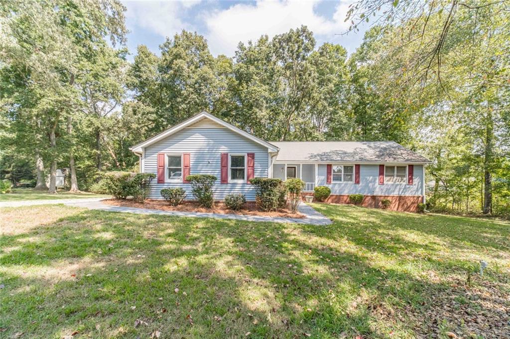 3102 Skyland Dr., Snellville, GA 30078