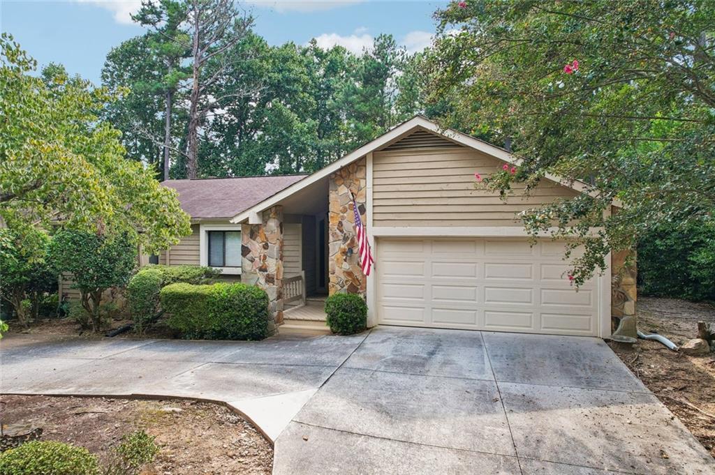 1008 Muirfield Dr., Marietta, GA 30068