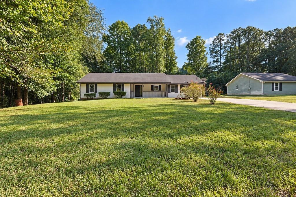 190 Mountain View Cir., Covington, GA 30016