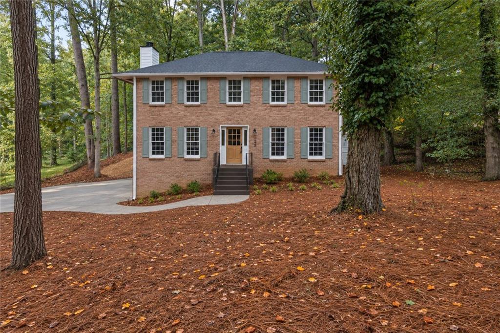 120 Catharine Ln., Fayetteville, GA 30214