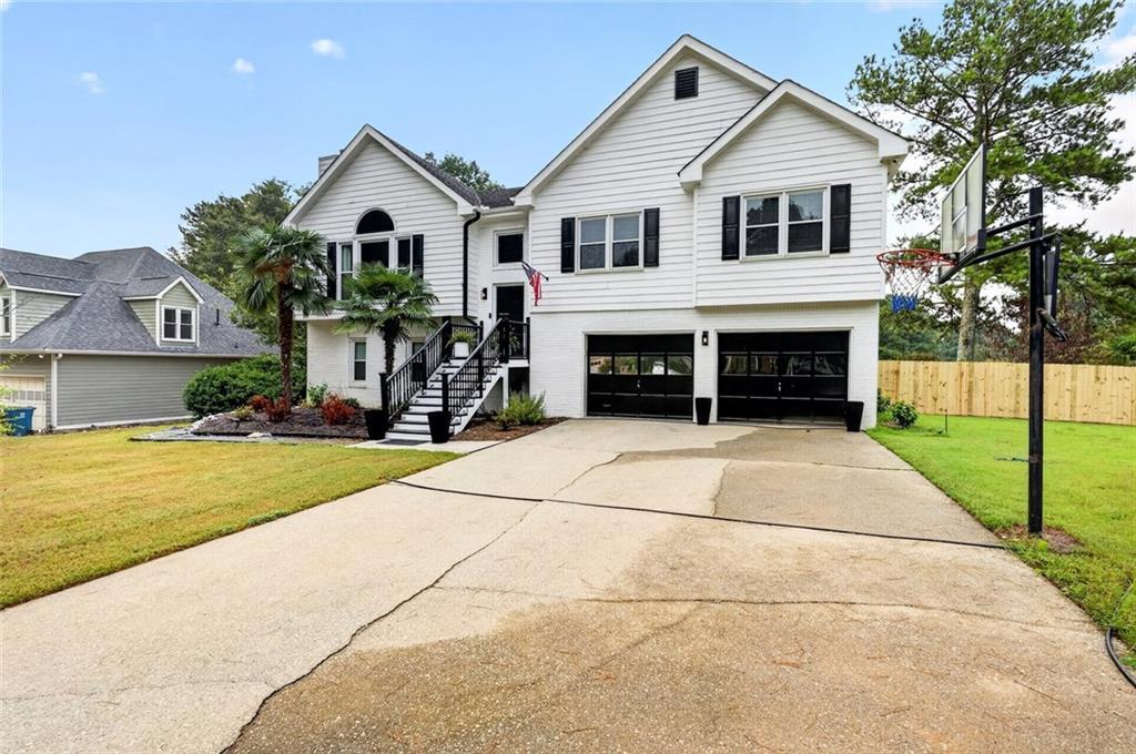 222 Gates Mill Dr., Lawrenceville, GA 30045