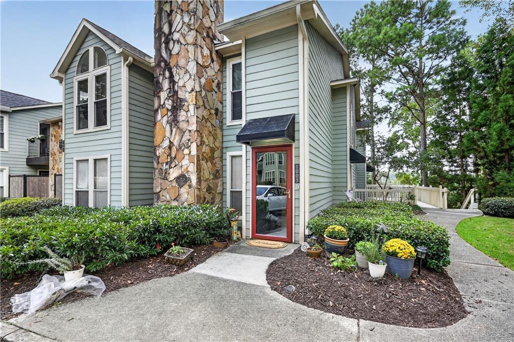 1005 Canyon Point Cir., Roswell, GA 30076