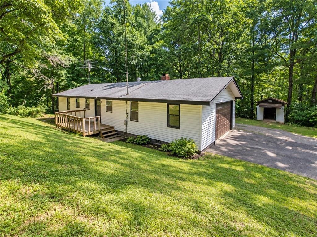 2411 Rackley Rd., Ellijay, GA 30536