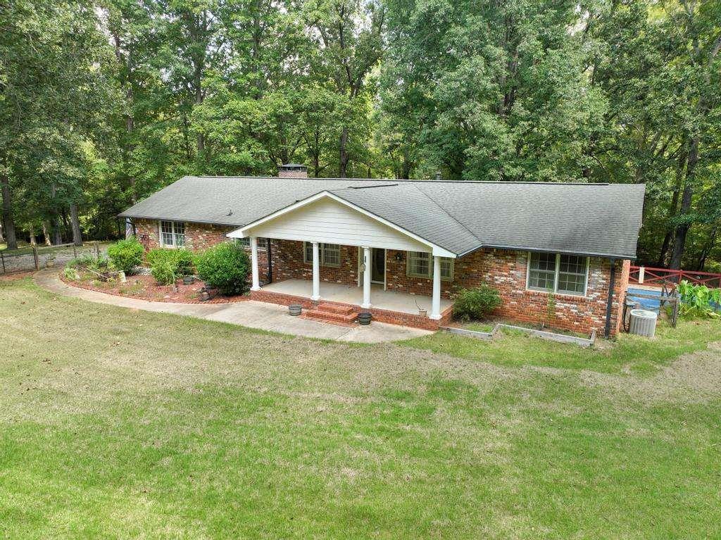 783 Lester Mill Rd., Locust Grove, GA 30248