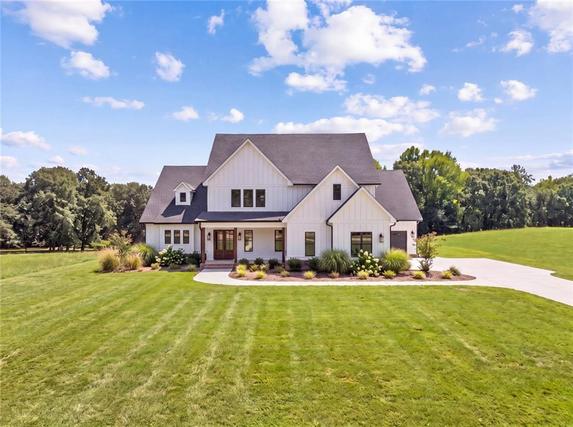 New Homes For Sale This Week That Attend Loganville Middle School: September 11th to September 17th