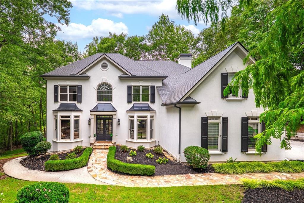 110 Valley Summit Ct., Roswell, GA 30075