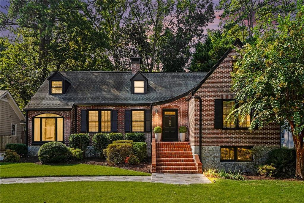 839 Wildwood Rd., Atlanta, GA 30324