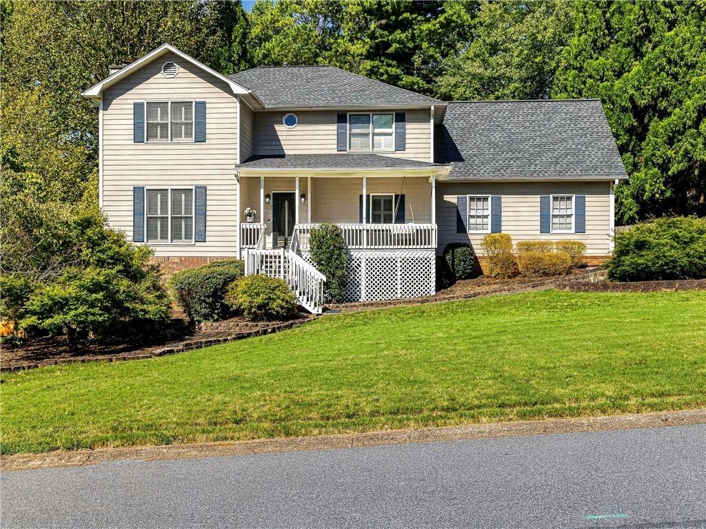 1586 Tennessee Walker Dr., Roswell, GA 30075