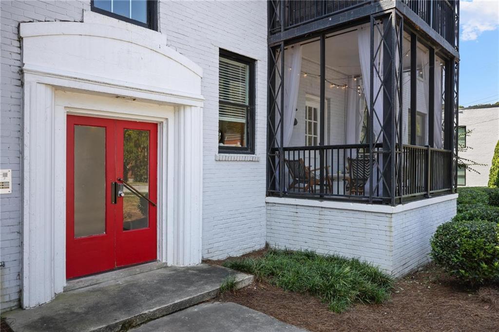 88 Peachtree Memorial Dr. #2, Atlanta, GA 30309