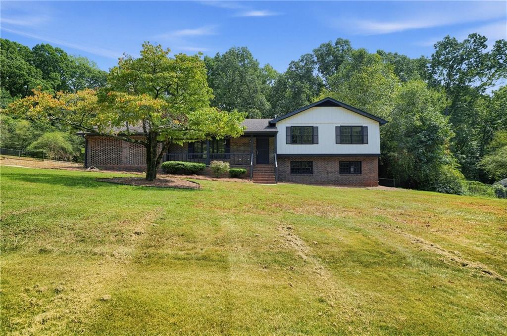 130 Kay Cir., Covington, GA 30014