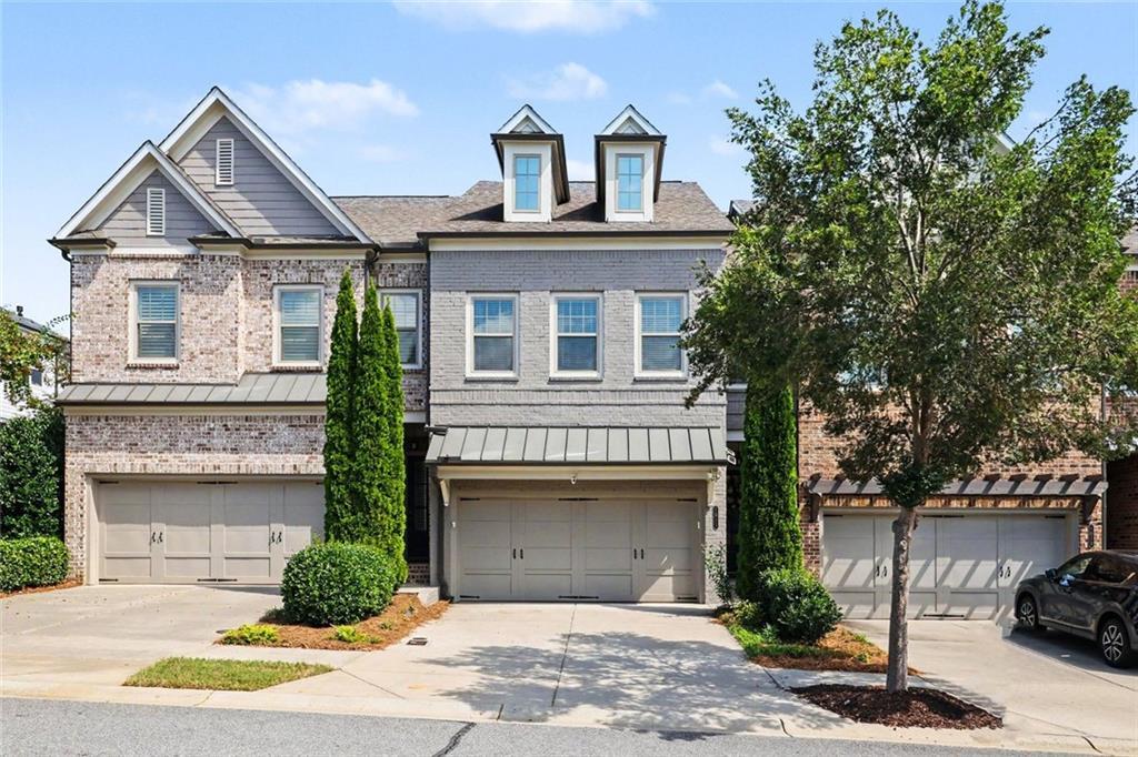 1011 Milhaven Dr., Roswell, GA 30076
