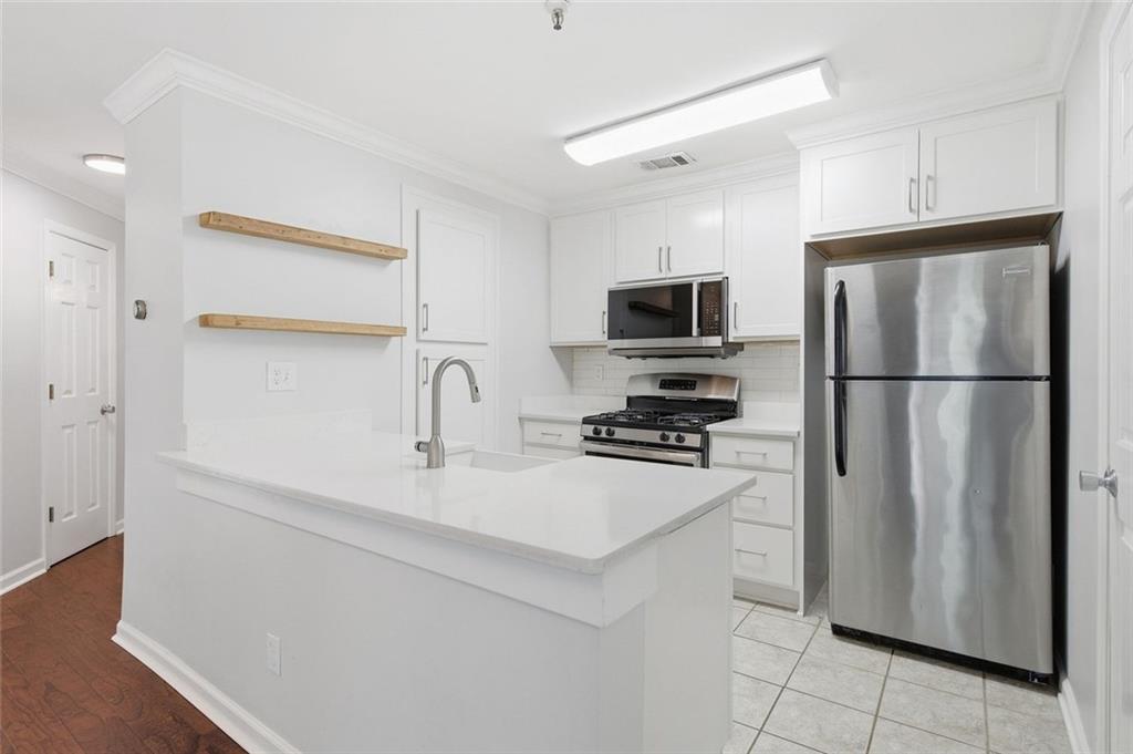 2068 River Heights Walk, Marietta, GA 30067