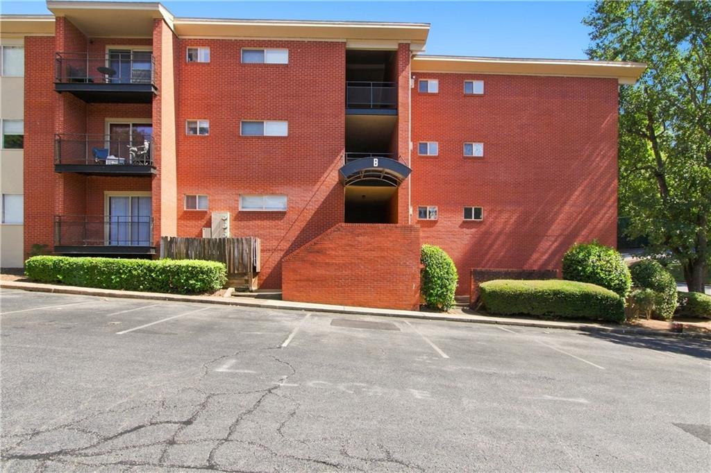 250 Little St. #B102, Athens, GA 30605