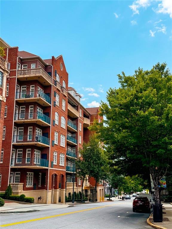 77 Peachtree Pl. #211, Atlanta, GA 30309