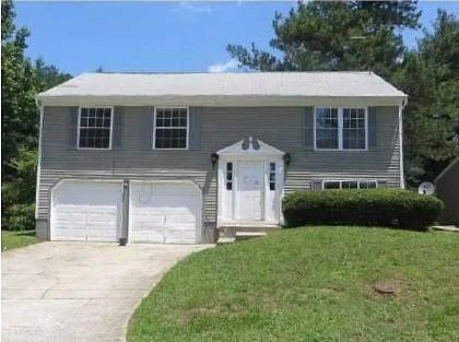 5318 Tracey Dr., Stone Mountain, GA 30088