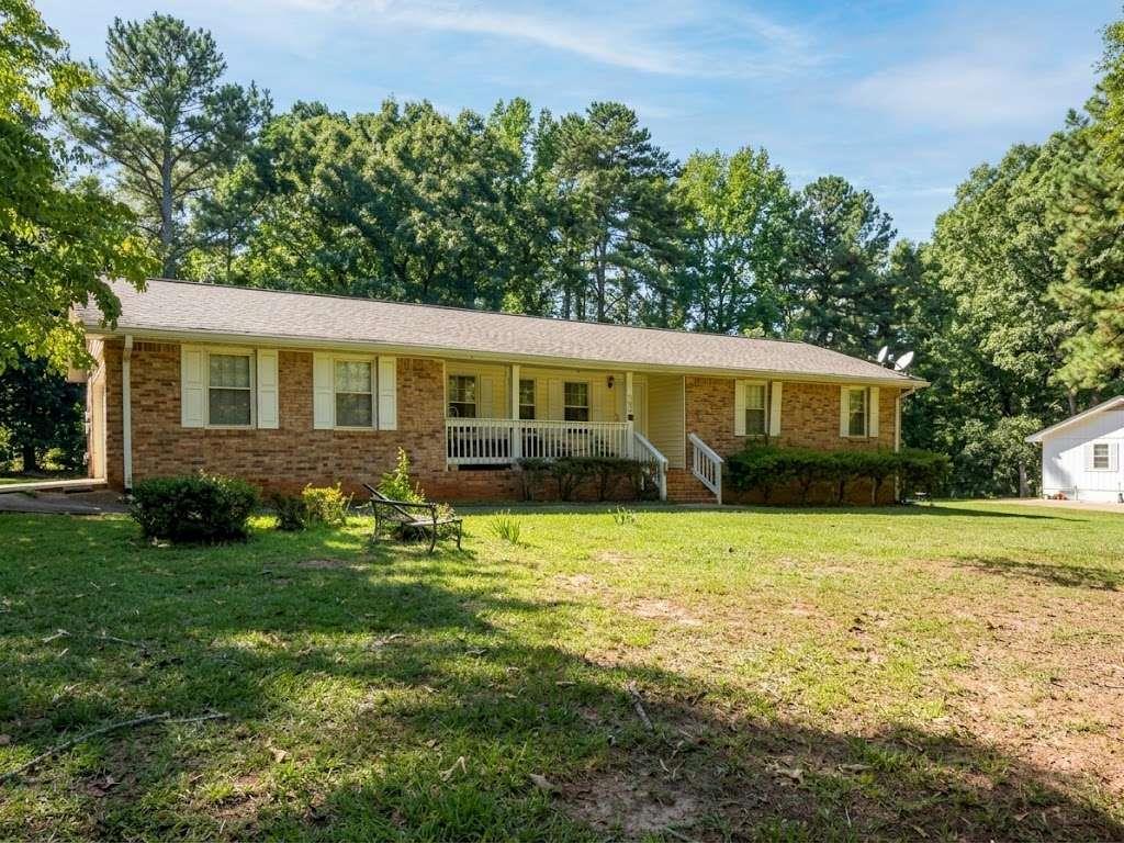 160 Helen Ln., Stockbridge, GA 30281