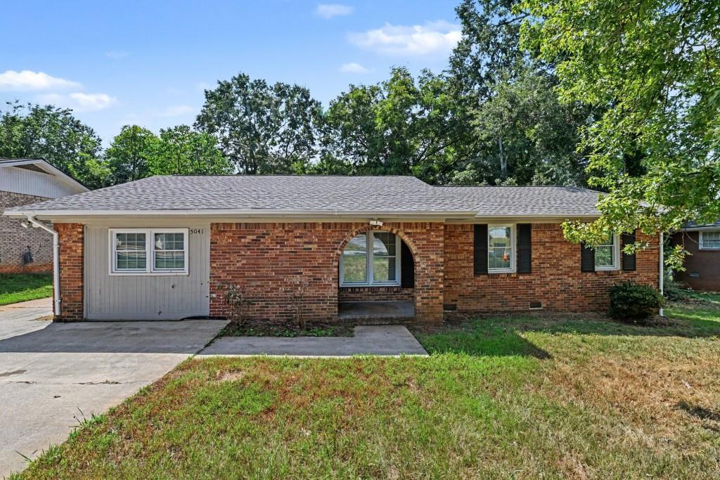 5041 W Mountain St., Stone Mountain, GA 30083