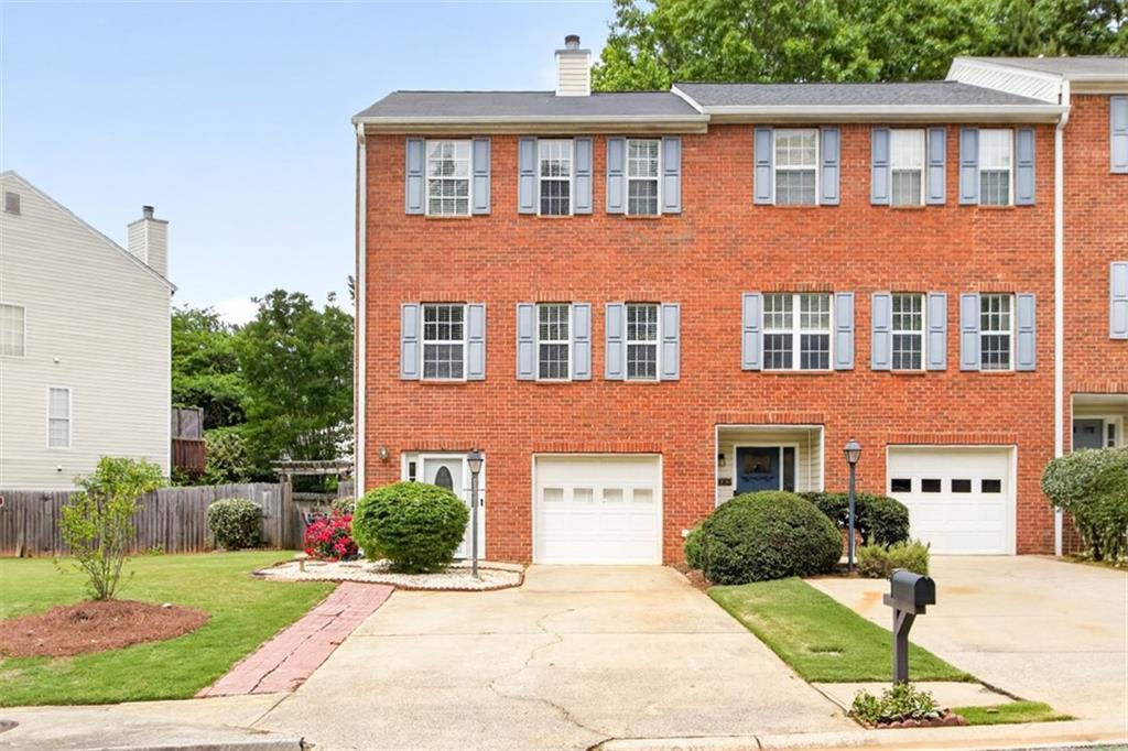 2484 Stonegate Dr., Acworth, GA 30101